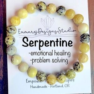 NWT 💕 Emotional Healing | Serpentine Gemstone Crystal Bracelet 💖…